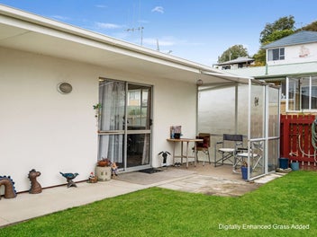 An Easy Two-Bedroom Base in Oamaru