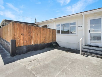 Image 1 of 8