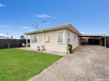 Deck, Lawn, And Easy Family Living in Flaxmere