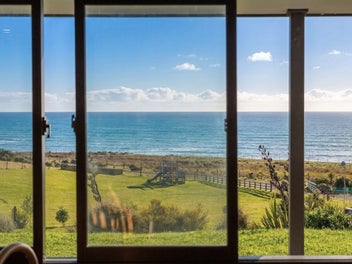 Tora - Dive into coastal living