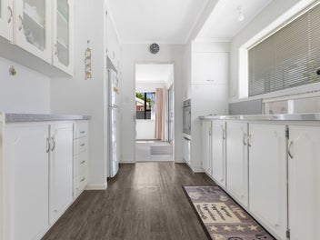 Lock & Leave in Cambridge East!