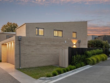 Architectural Designer Residence - Brand New