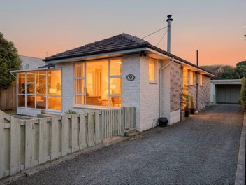 Solid Brick Beauty - Near the Beach!