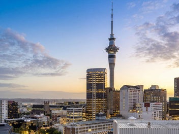 Stylish City Living with Sky Tower Views
