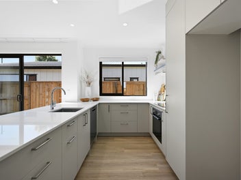 Effortless Style, Everyday Living