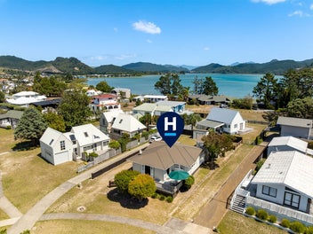 Motivated Vendor, Central Location, Walk in Ready!