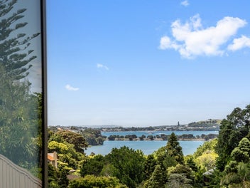 Architecture. Light. Absolute Calm.