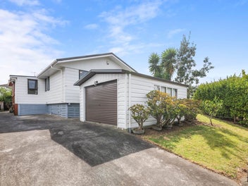 FAMILY HAVEN ON CORNER SITE