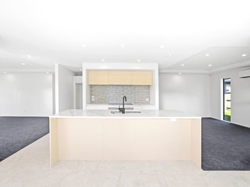 Space, Spec & Style in Woodlands Estate