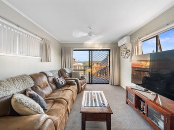 Park the Boat and Stay for the Lifestyle