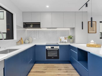 Modern Double Westlake Living