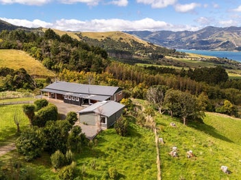 Lifestyle living with Harbour views