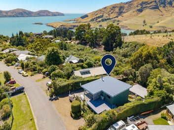 Panoramic harbour views - vendors ready to sell