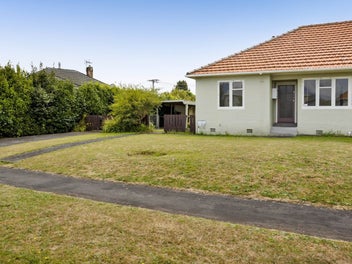 Prime Westown 988sqm development site