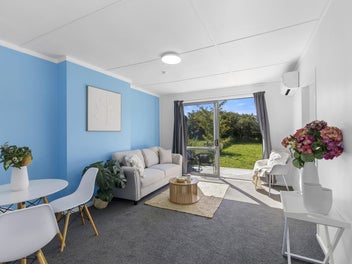 Smart Buying Starts Here- Renovated & Ready to go