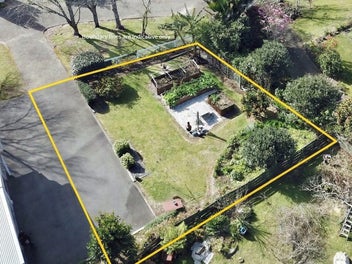 Image 1 of 6