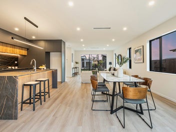 Modern Family Home in a Prime Location