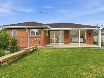 Solid Single-Level Brick & Tile & Move-In Ready