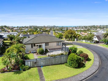 38a Albatross Road