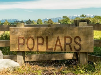 Rural Living - City Close