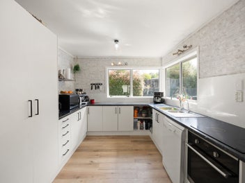 Lifestyle Starter on a Classic Quarter Acre