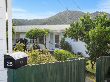 Priced Well in Regent Get in Quick!