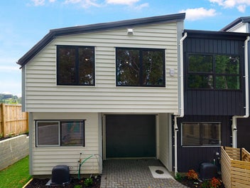 Affordable Homes with School on your Doorstep!