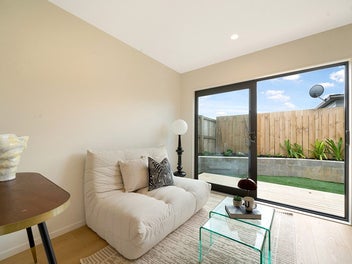 Affordable Homes with School on your Doorstep!