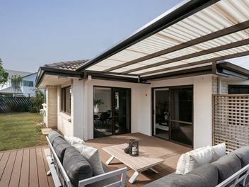 Mount Lifestyle - Renovated, Refreshed & Ready