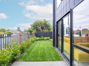 Smart Design, Prime Location