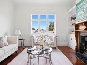 Remuera Elegance - Double Grammar Zone Living