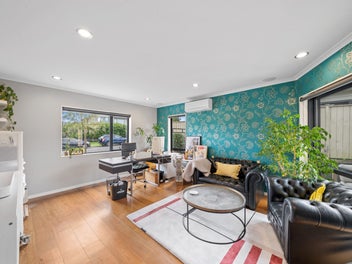 Love at First Sight, Mission Heights Forever Home