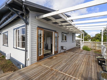 CUL-DE-SAC SWEETHEART