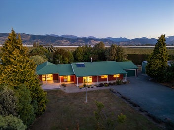 Lifestyle, Space & Convenience Auction Opportunity