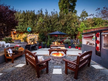 HOLIDAY AT HOME | 9 HIGHBURY DRIVE | LEVIN