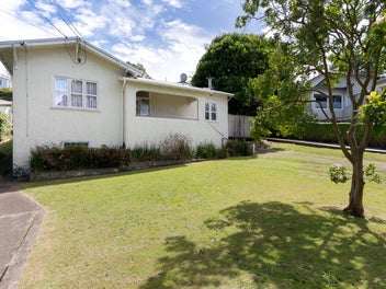 Renovate or Start Again in Epsom