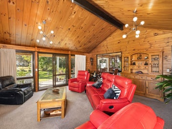 HAVENCROFT...WELCOME TO 'THE LOVE SHACK'