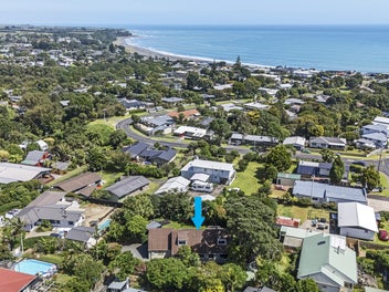 Loving Family Life in Oakura