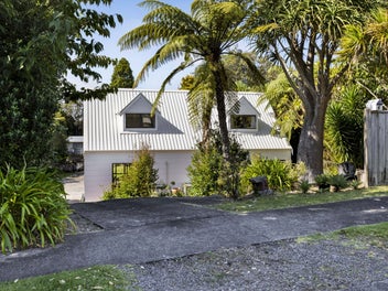 MODERNISED AND SPACIOUS, IGNORE THE CV!