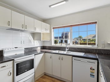 Easy-Care Central Living