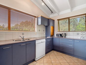 A Secure Elevated Family Base in Whakatane