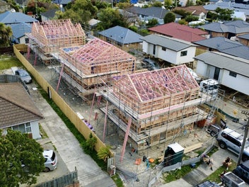 Giving You That Extra Space!! 109m2..