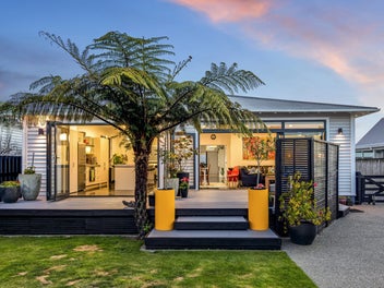 Sun, Space, Style & Storage!