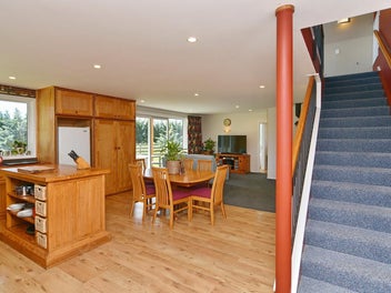 * UNDER OFFER * Opportunity Abounds For The Astute