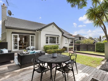 Classic 1940's Character & Charm