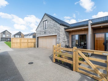 Brand new, a touch above the rest!