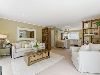 Motivated Sellers Downsizing - PRESENT ALL OFFERS!