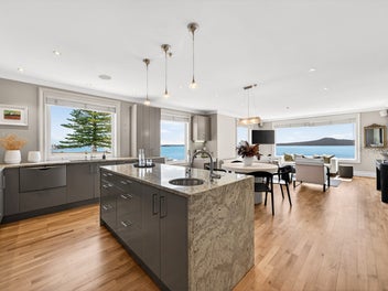 Luxury Living with Spectacular Water Vistas