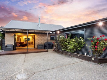 Private family home with rural feel