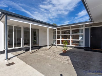 Flexibility and Architecture in Burnside